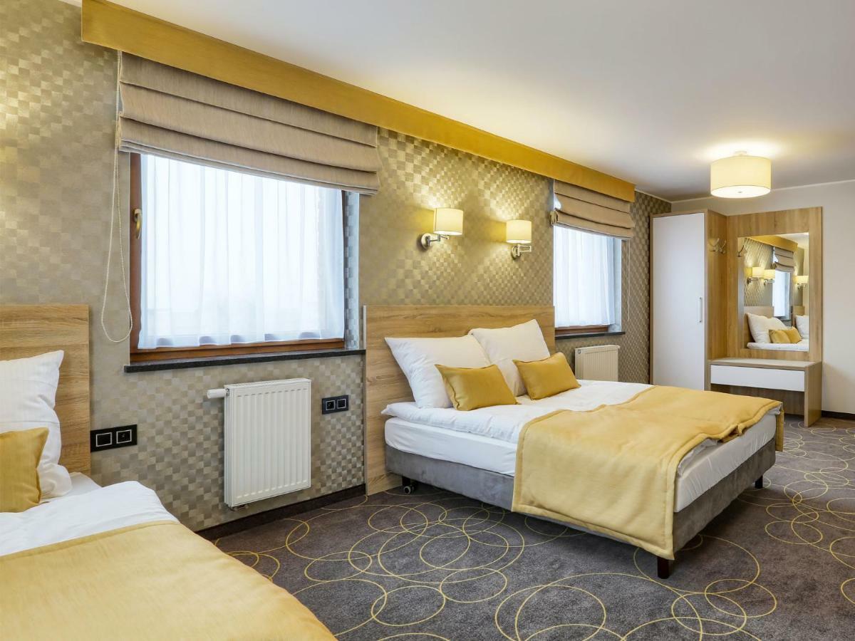 Hotel Antek Zlinice Exterior photo